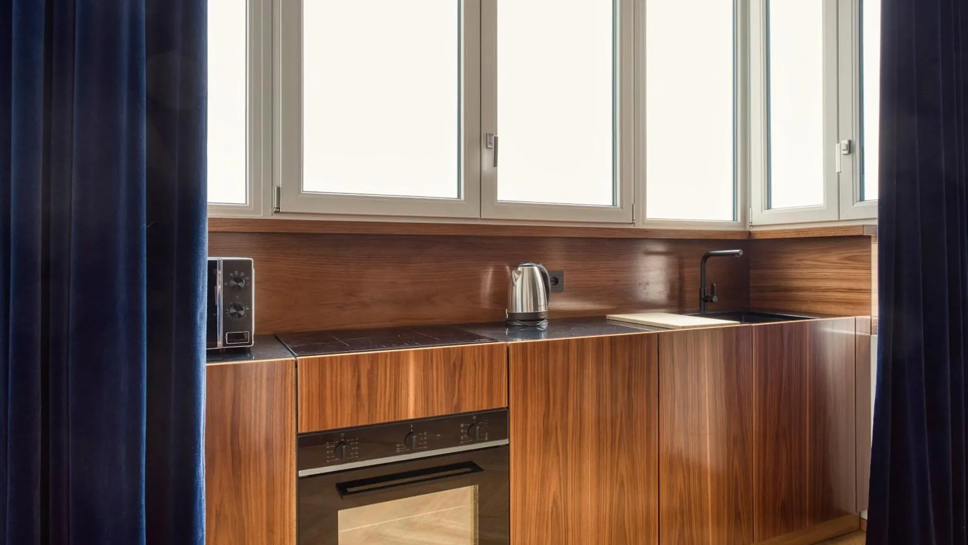 Joivy Elegant Apartment Zaffiro Near Porta Venezia Milan