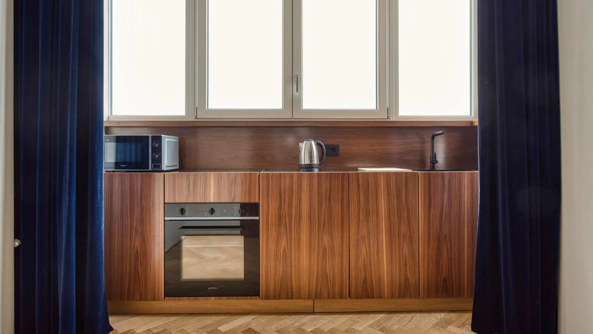 Joivy Elegant Apartment Zaffiro Near Porta Venezia Milan